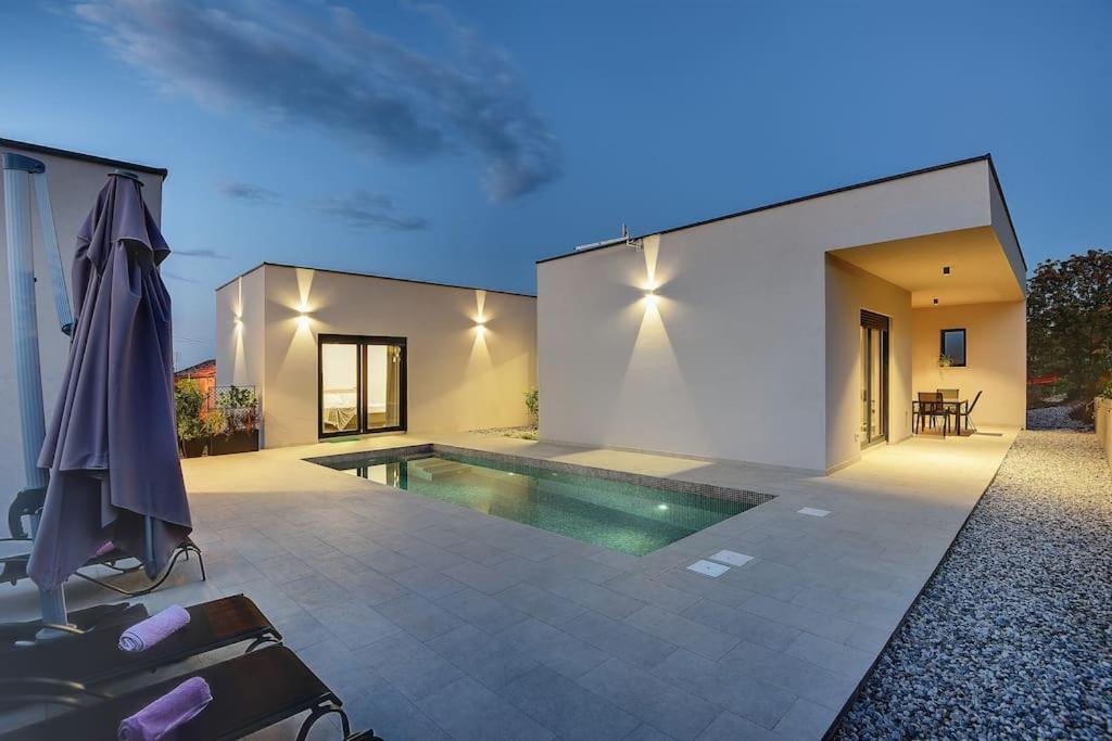 Vila Nauta - Luxury In Vintijan, Near Pula מראה חיצוני תמונה